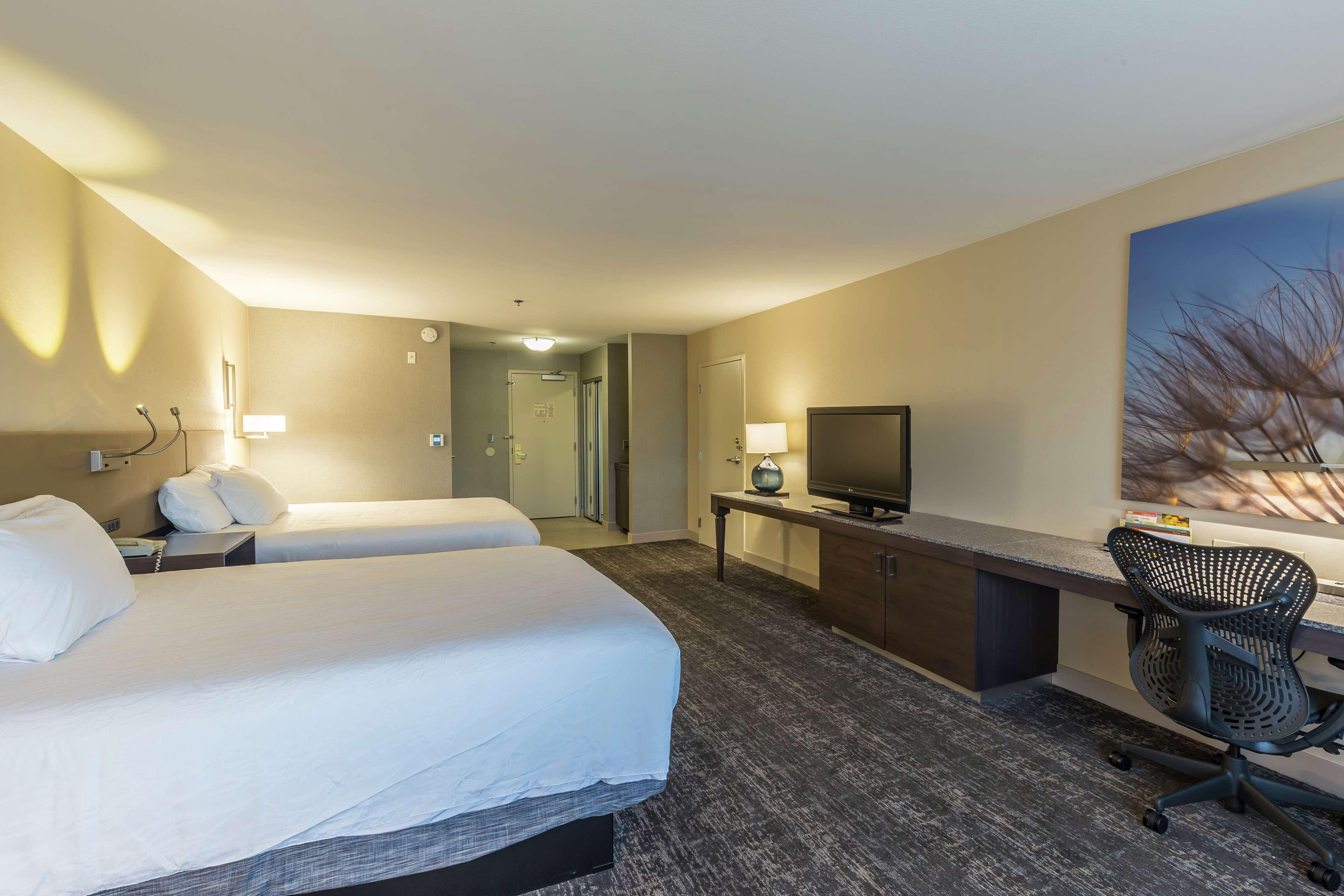 Hilton Garden Inn Fairfield Exterior photo