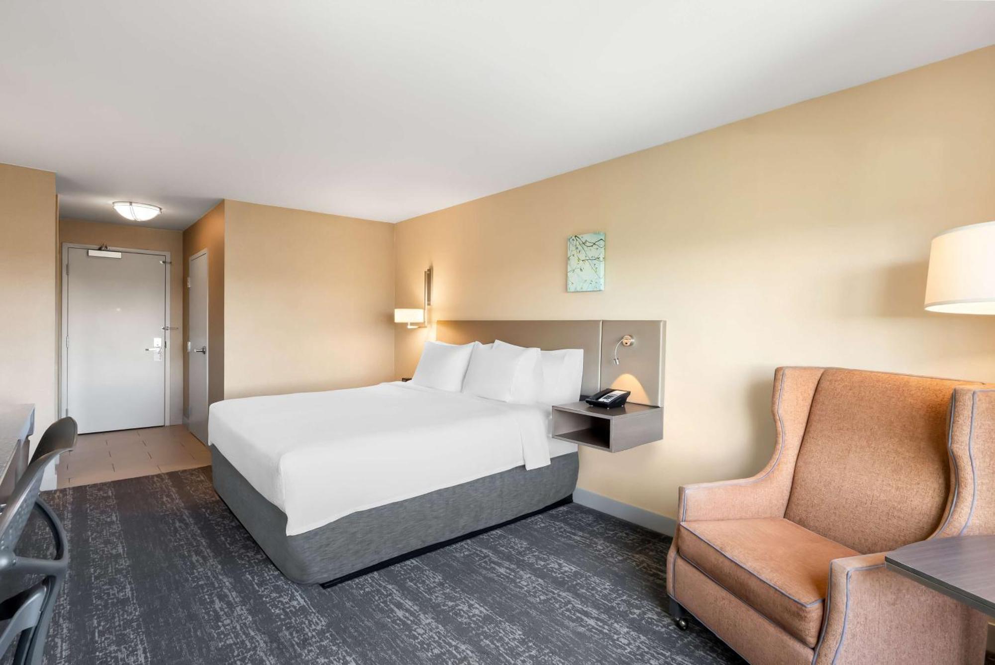 Hilton Garden Inn Fairfield Exterior photo