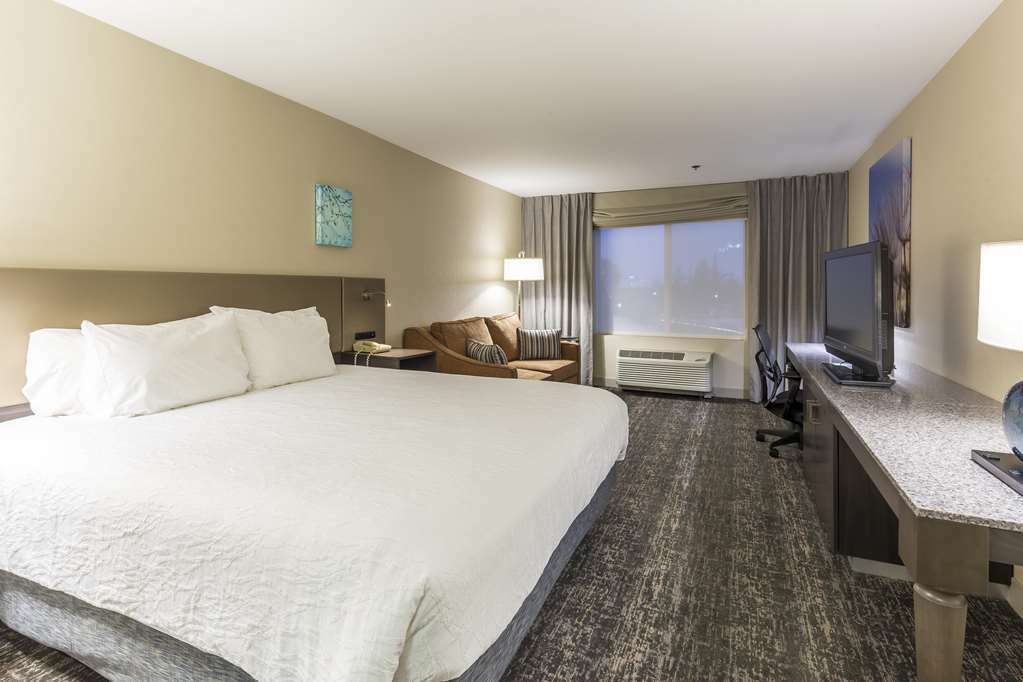 Hilton Garden Inn Fairfield Room photo
